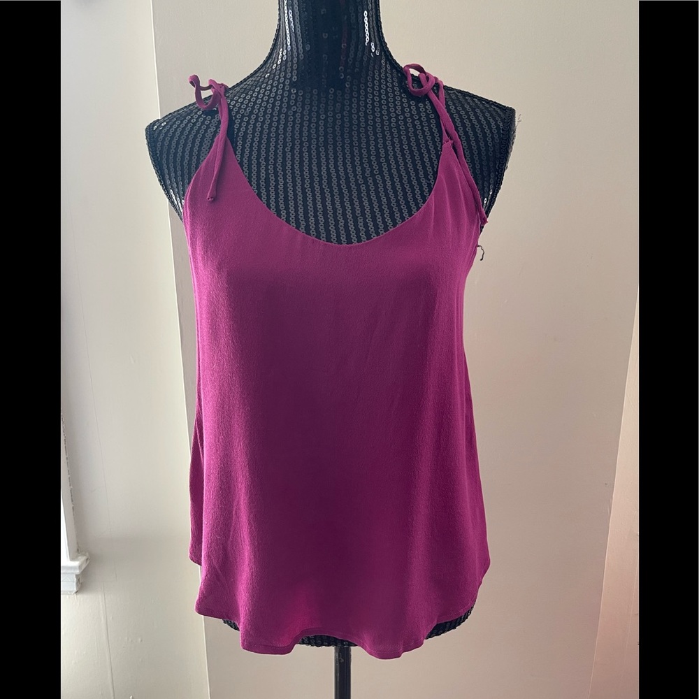 June & Hudson Magenta Pink Strappy Camisole Size Medium